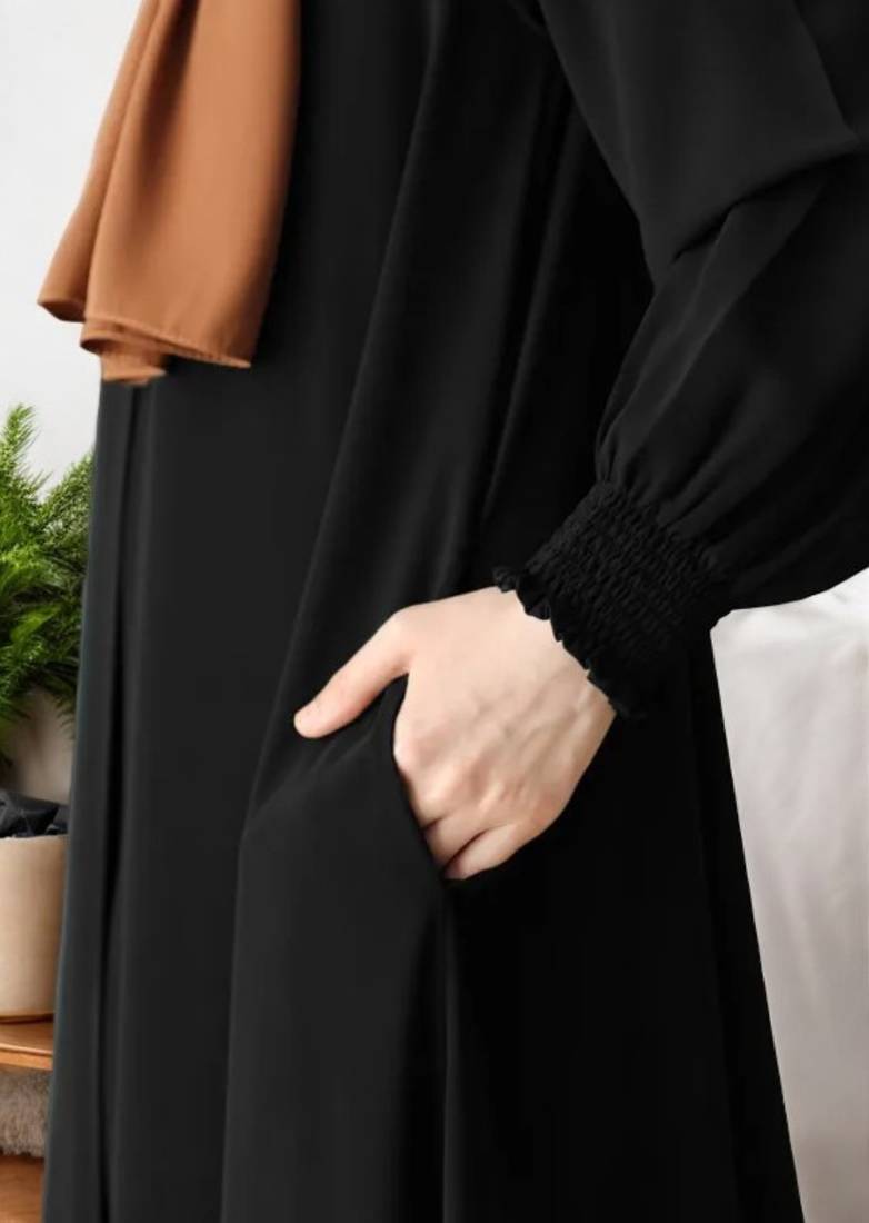 Black Versatile Zipper Abaya with Adjustable Belt