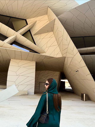 The Emerald Aura Abaya